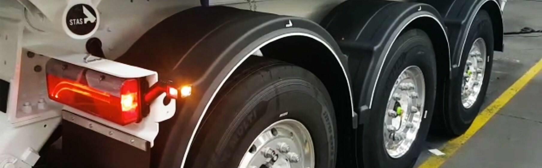 STAS trailers even safer thanks to marker lights