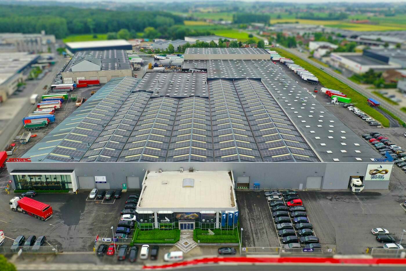STAS investeert in zonnepanelen: 1/3e van het energieverbruik is groene stroom