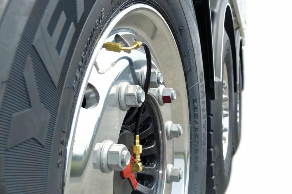 Automatic tyre air pump system